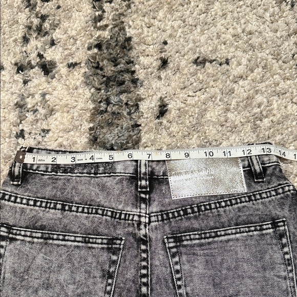 One Teaspoon Shorts Black Acid Wash Jean - Picture 5 of 15